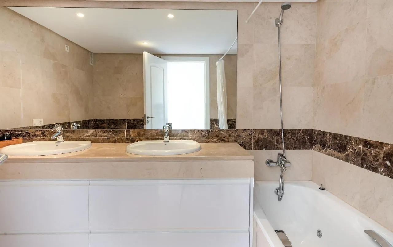 2113-Beautiful 2 Beds Apt With Seaview Alcaidesa Apartamento